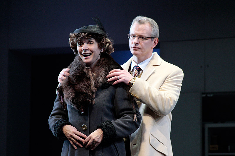 спектакли в театрах москвы в январе. сатирикон спектакль гвоздь. «театра на покровке» - «женитьба». спектакли в театрах москвы в январе. гроза райкина спектакль.