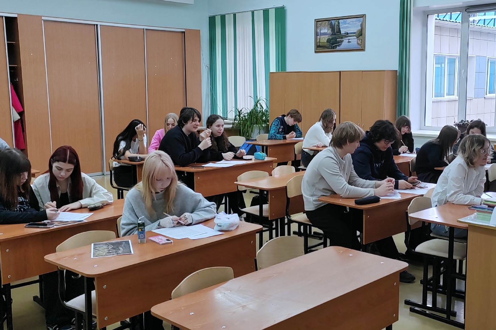 Выездная арт-встреча «Я – книжный иллюстратор. Графический роман»